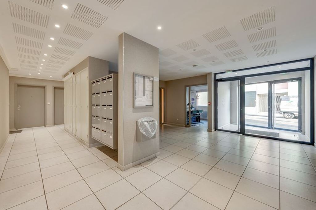 Appartement T1 LYON 07 (69007) Karré Immobilier
